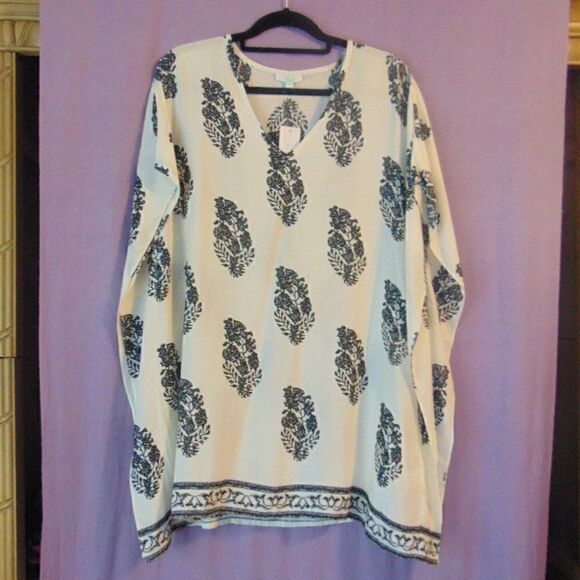 NWT JADE Ivory & Black V Neck Flowy Lightweight Open Arm Floral Tunic Size S/M - Picture 1 of 10